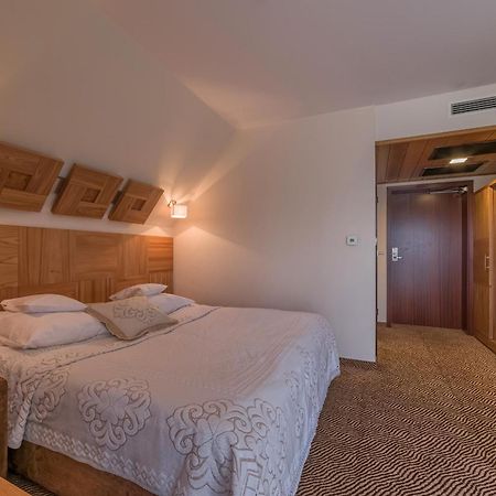 Hotel Zbojnicowka Bukowina Tatrzańska Exteriör bild